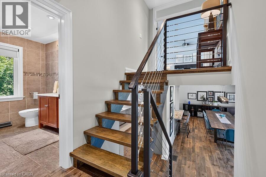 26 Freeland Court, Hamilton, ON - Indoor Photo Showing Other Room