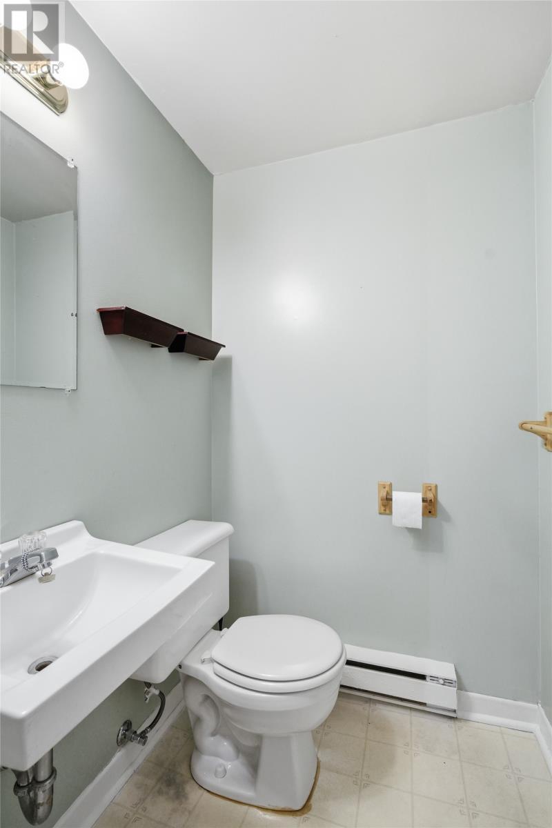 9 White Place, Mount Pearl, NL