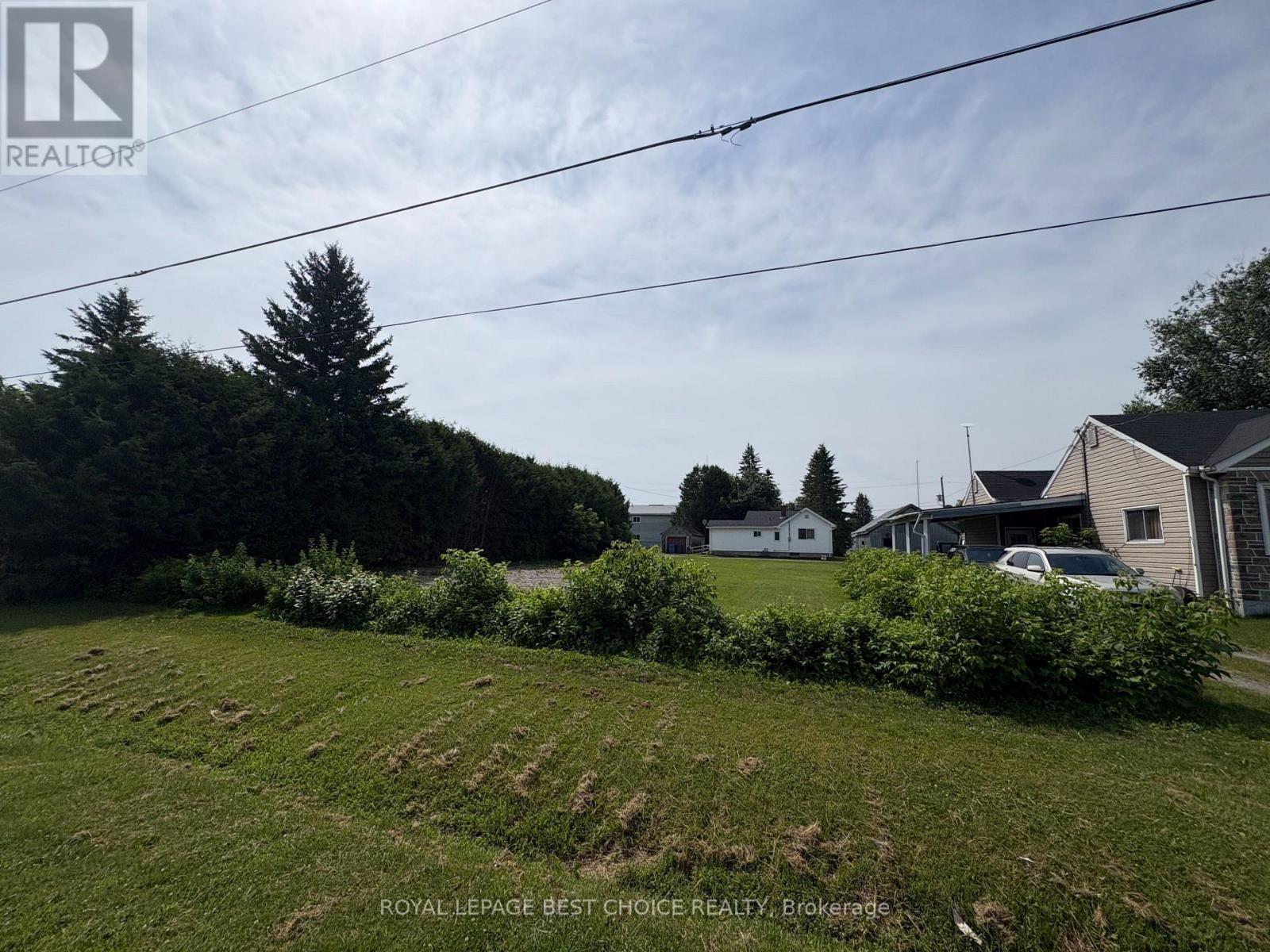 84 Third Avenue, Englehart, ON