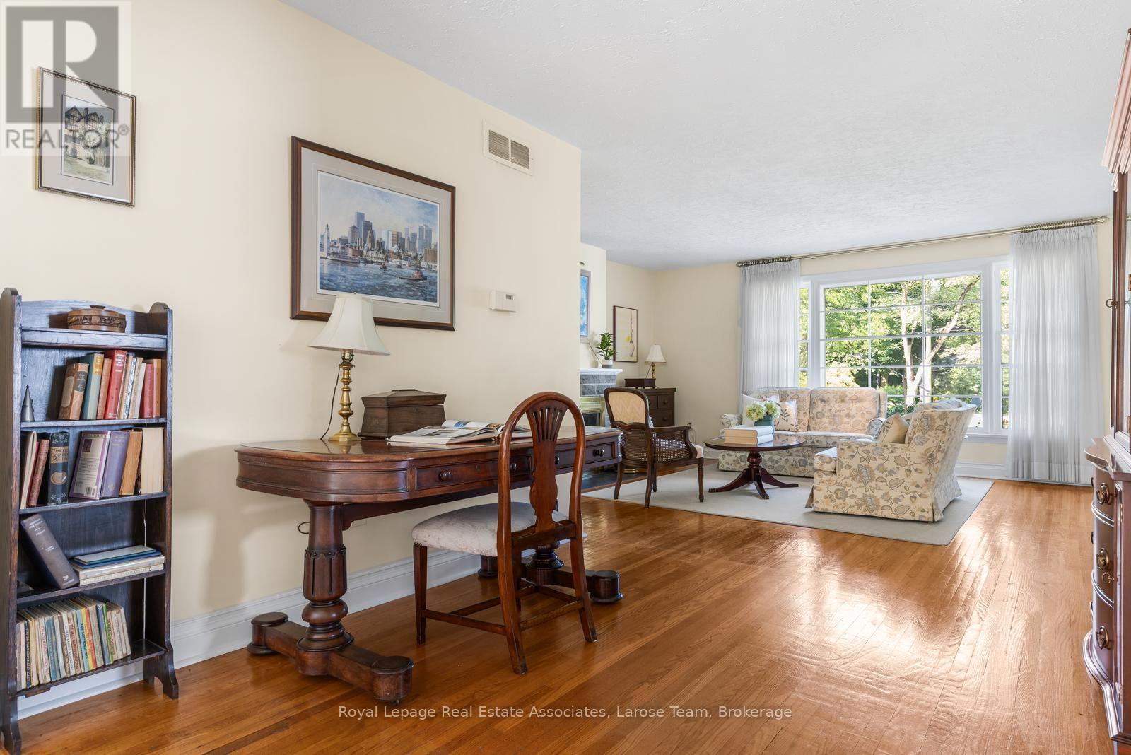 434 Apple Lane, Mississauga, ON
