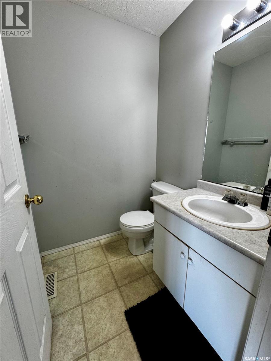 2 95 115Th Street E, Saskatoon, SK