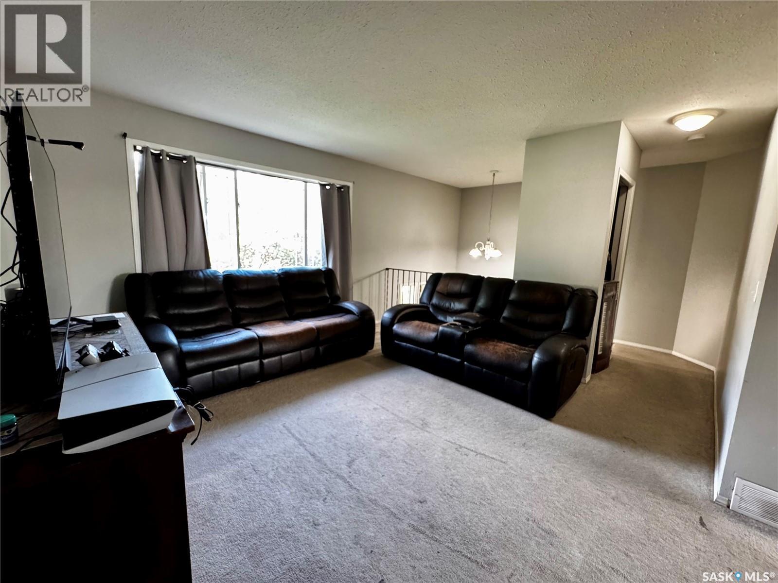 2 95 115Th Street E, Saskatoon, SK
