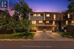 7 - 45 POPLAR CRESCENT N Aurora, ON L4G 3M4