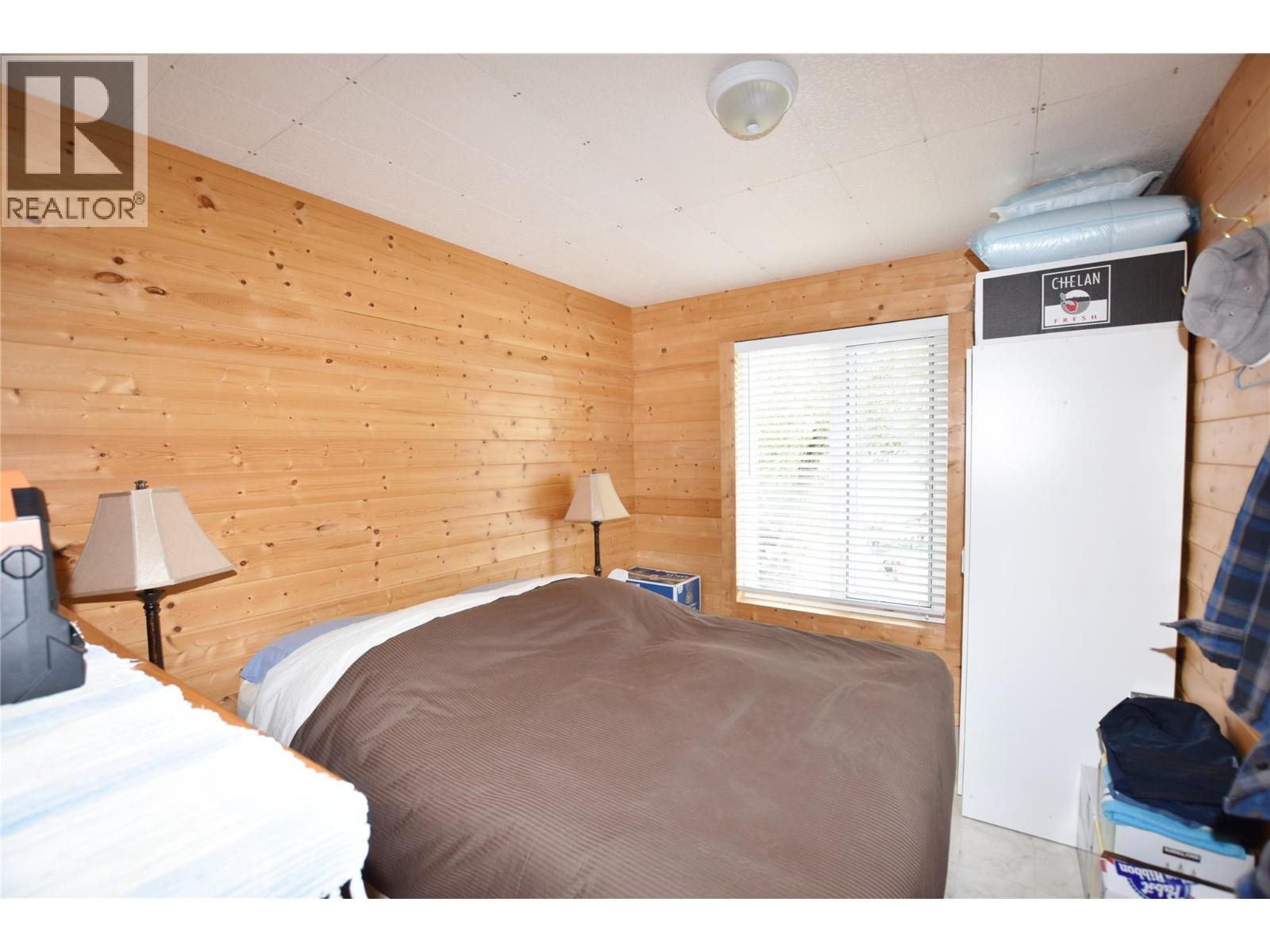 primary bedroom - 1 Imtil Road, Vernon, BC - Indoor Photo Showing Bedroom