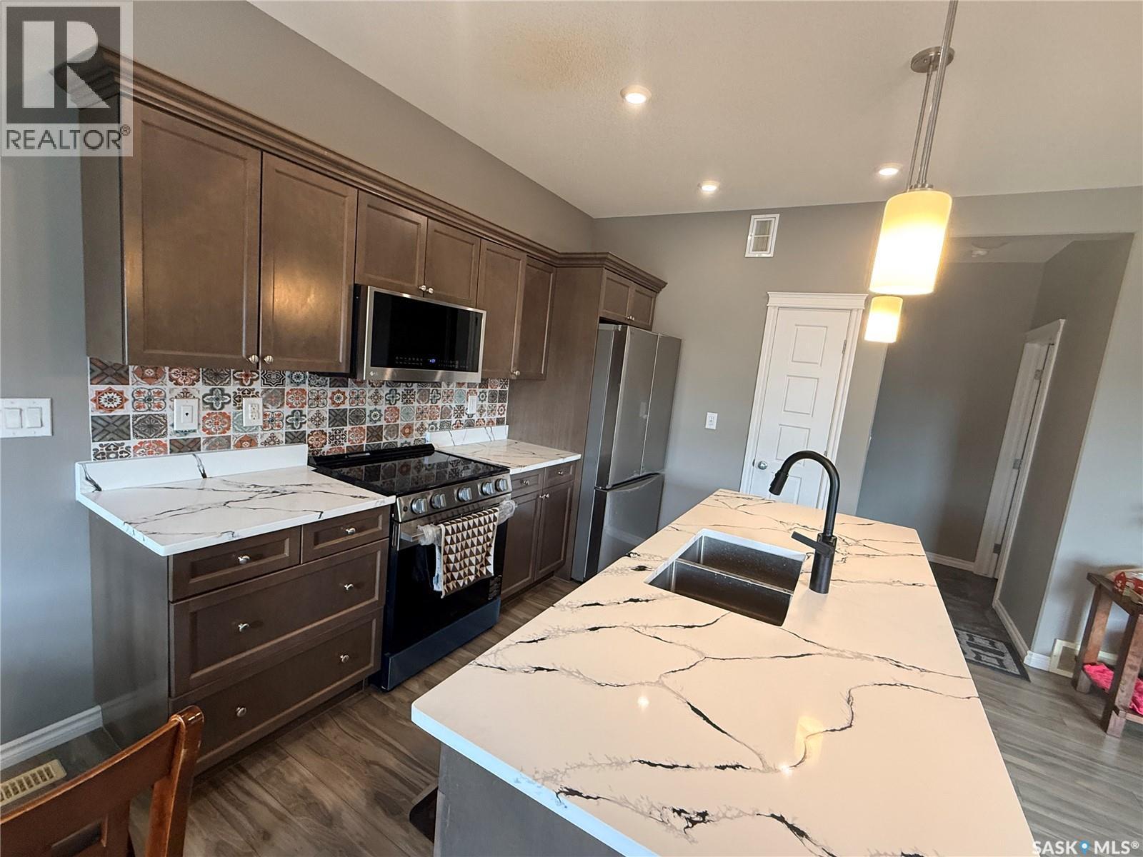 222 Pringle Lane, Saskatoon, SK