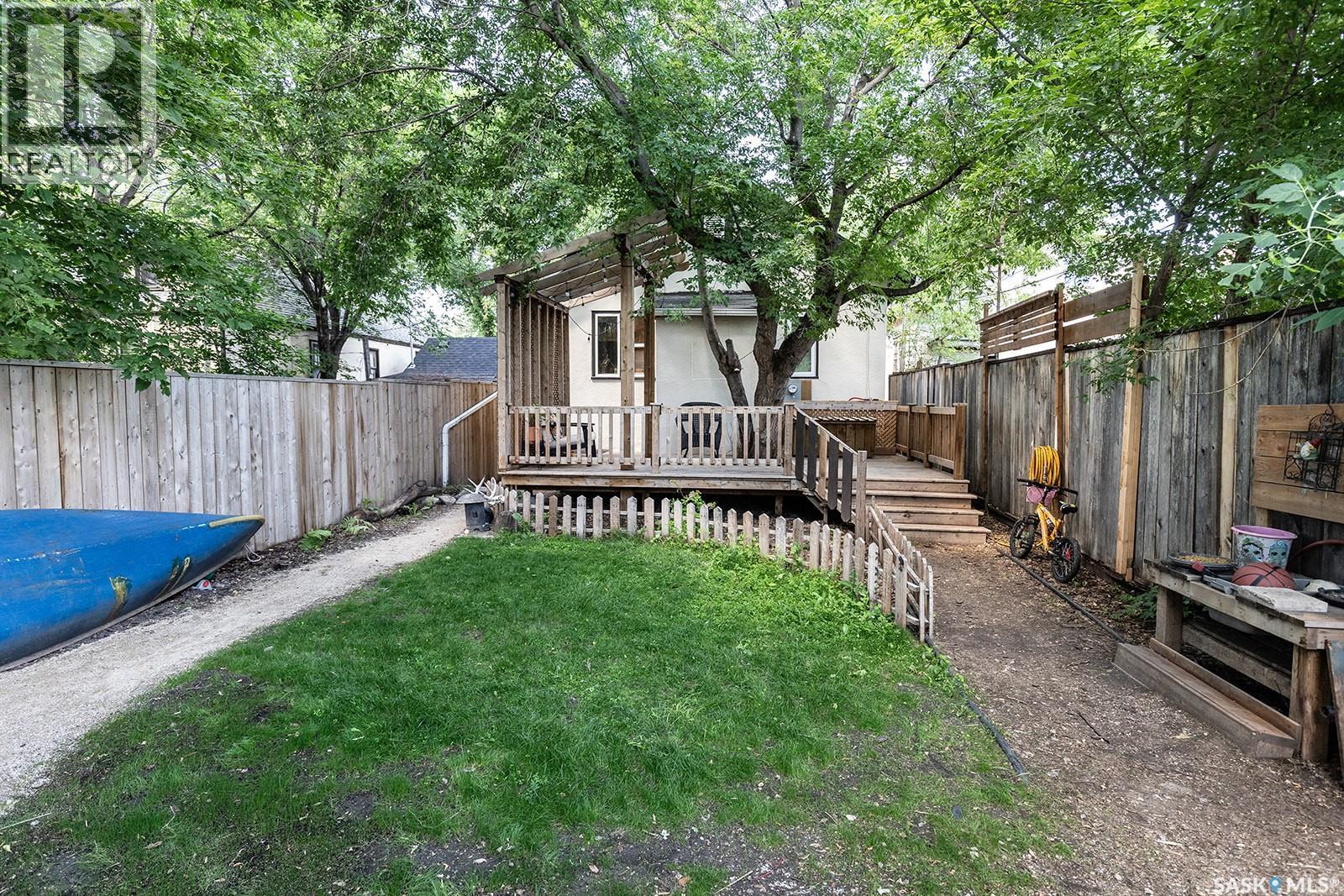 406 J Avenue S, Saskatoon, SK