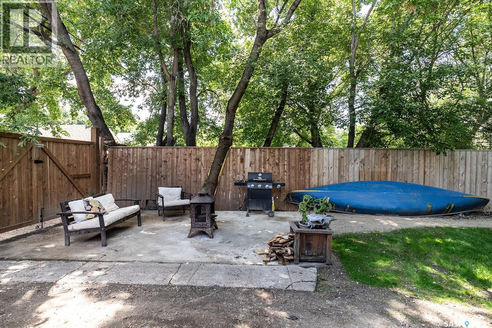 406 J Avenue S, Saskatoon, SK