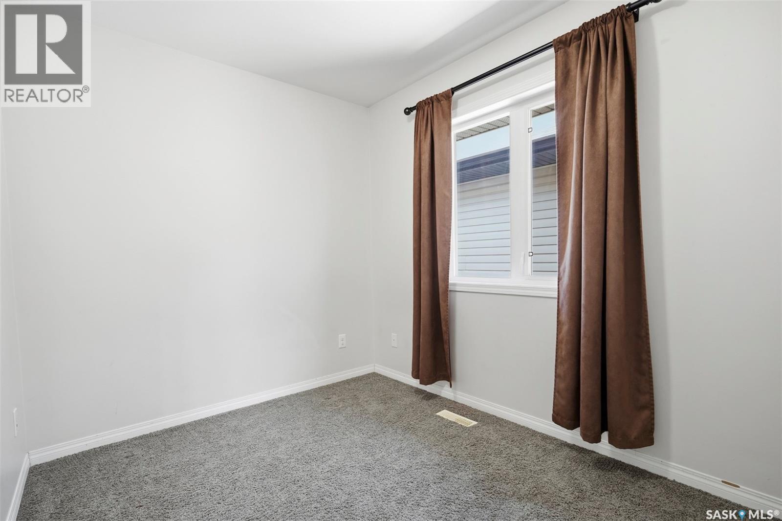 435 Coad Manor, Saskatoon, SK