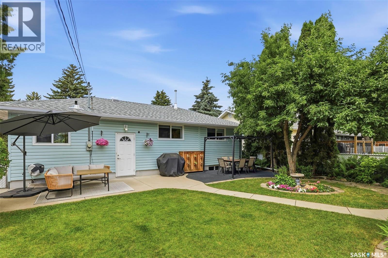2221 Munroe Avenue S, Saskatoon, SK