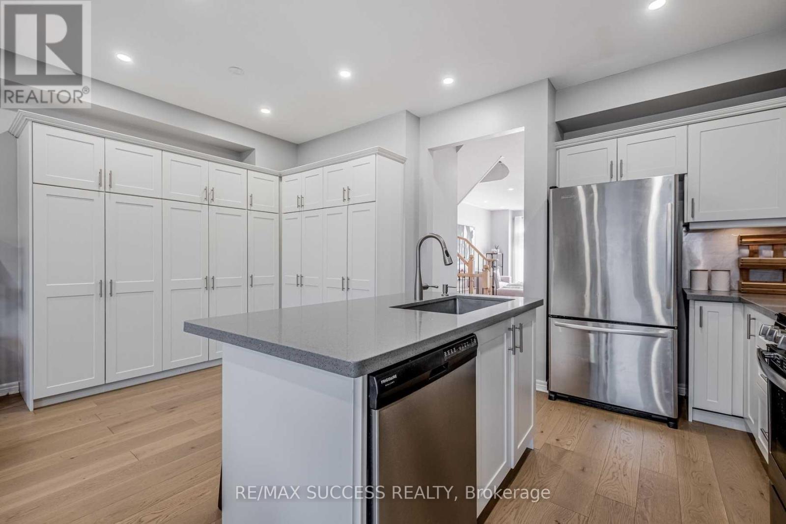 5399 Festival Drive, Mississauga, ON