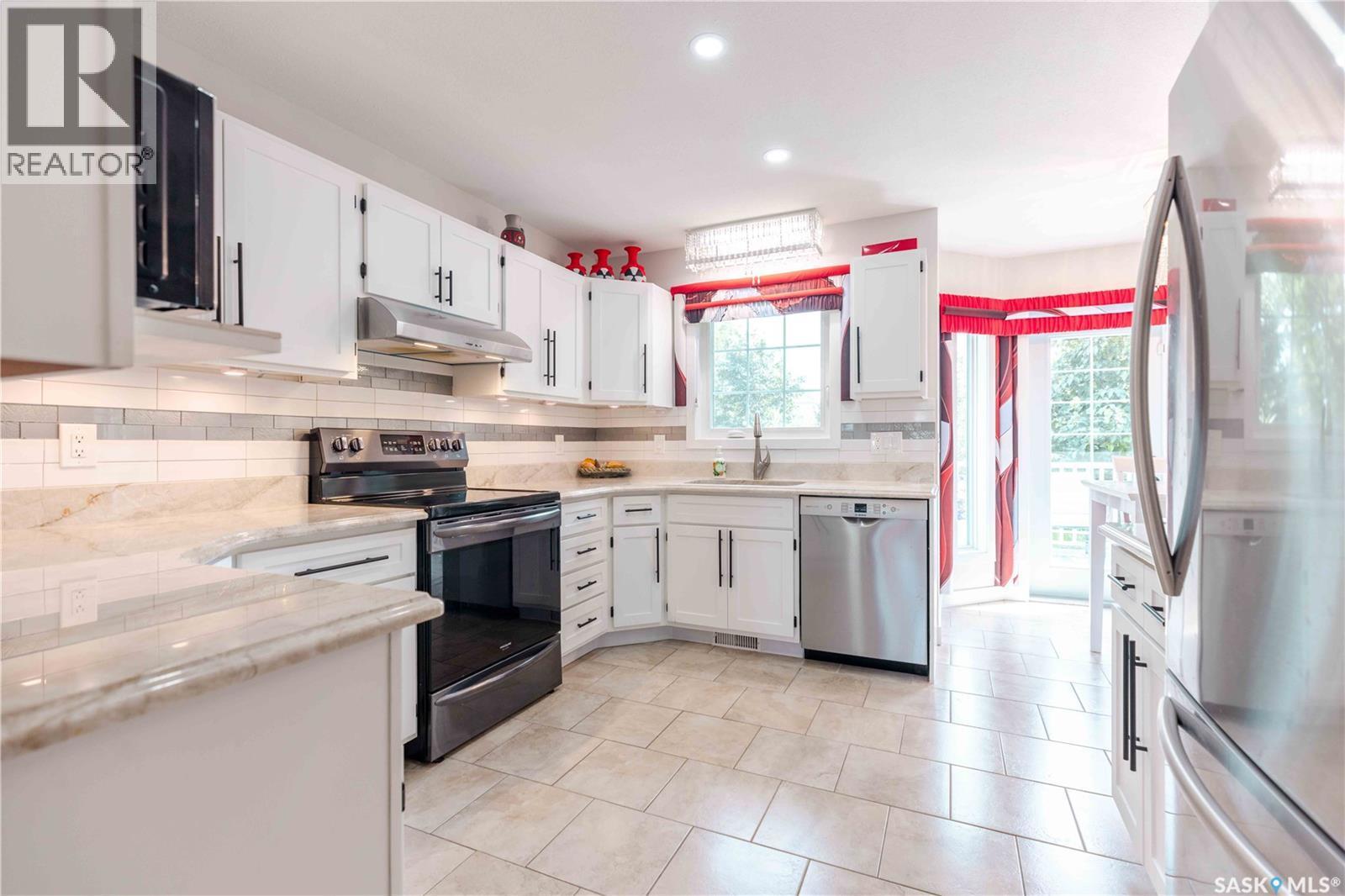 206 Braemar Bay, Saskatoon, SK