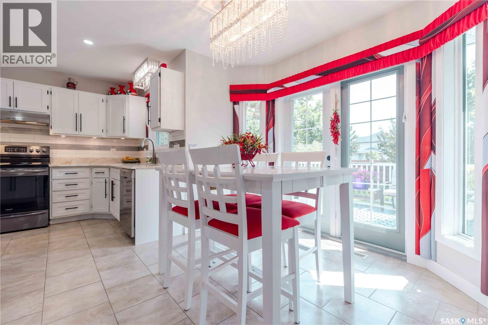 206 Braemar Bay, Saskatoon, SK