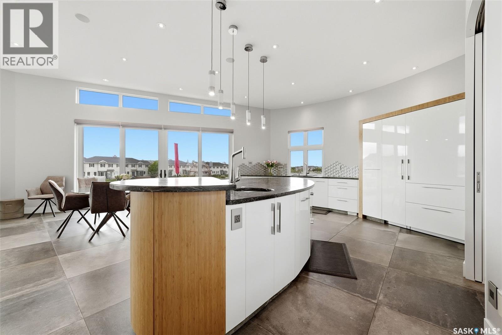 2168 Riverbend Cove, Regina, SK
