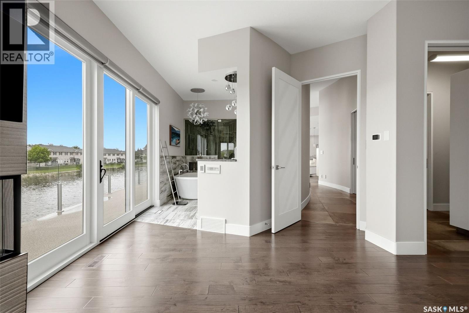 2168 Riverbend Cove, Regina, SK