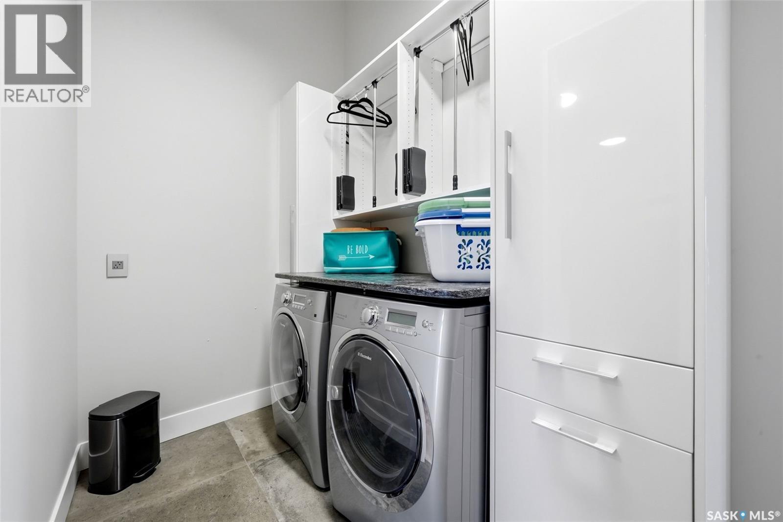 2168 Riverbend Cove, Regina, SK
