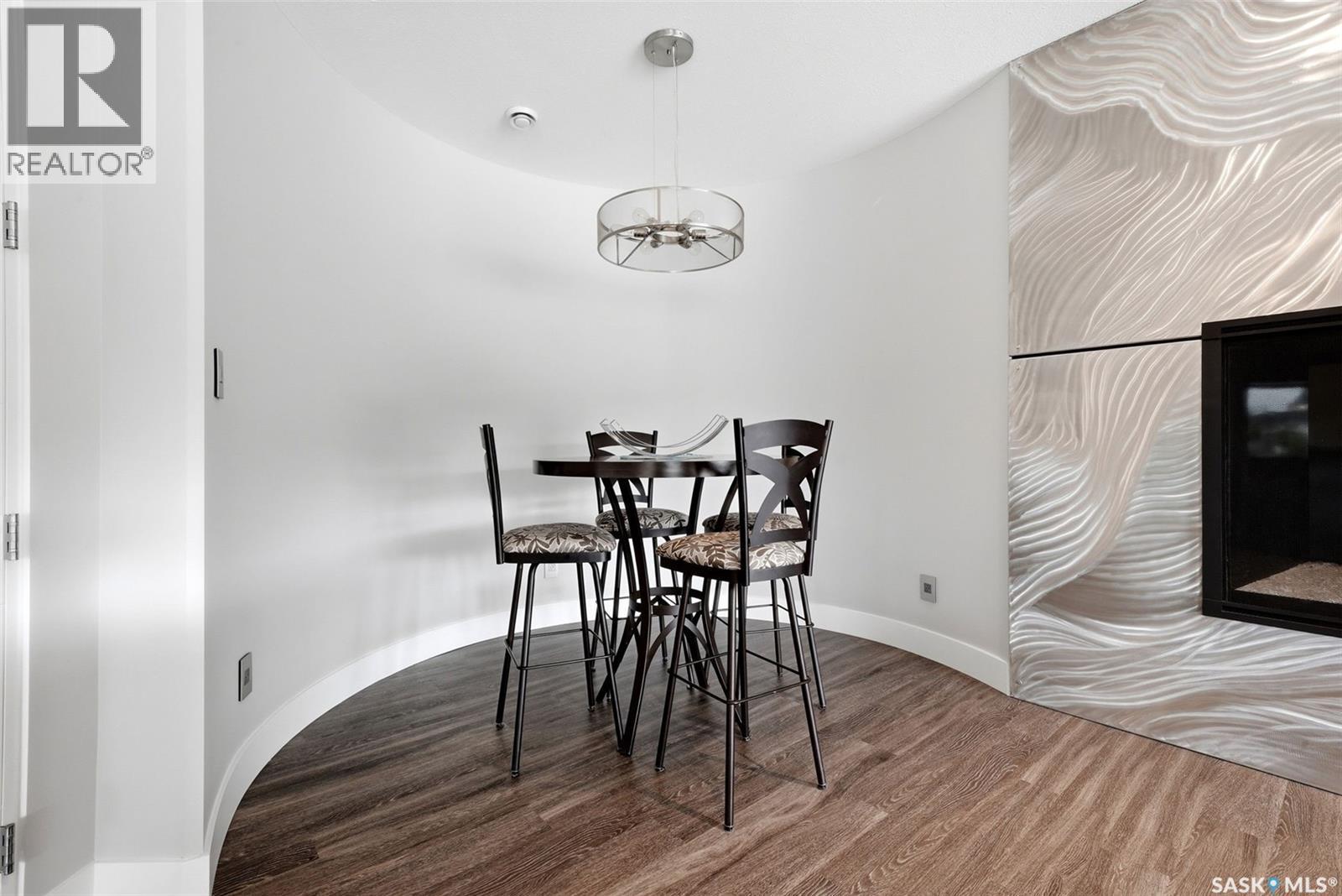 2168 Riverbend Cove, Regina, SK