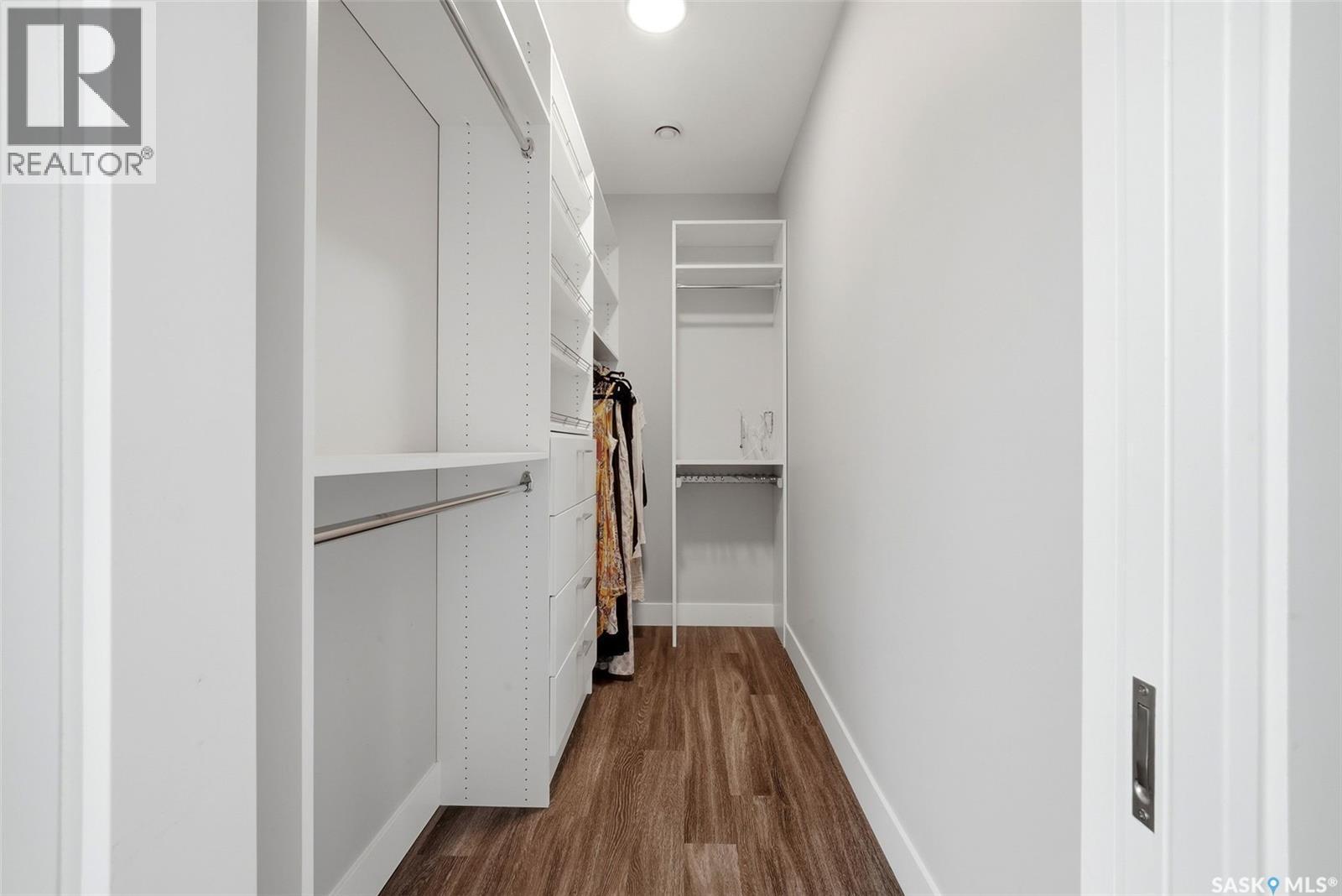 2168 Riverbend Cove, Regina, SK
