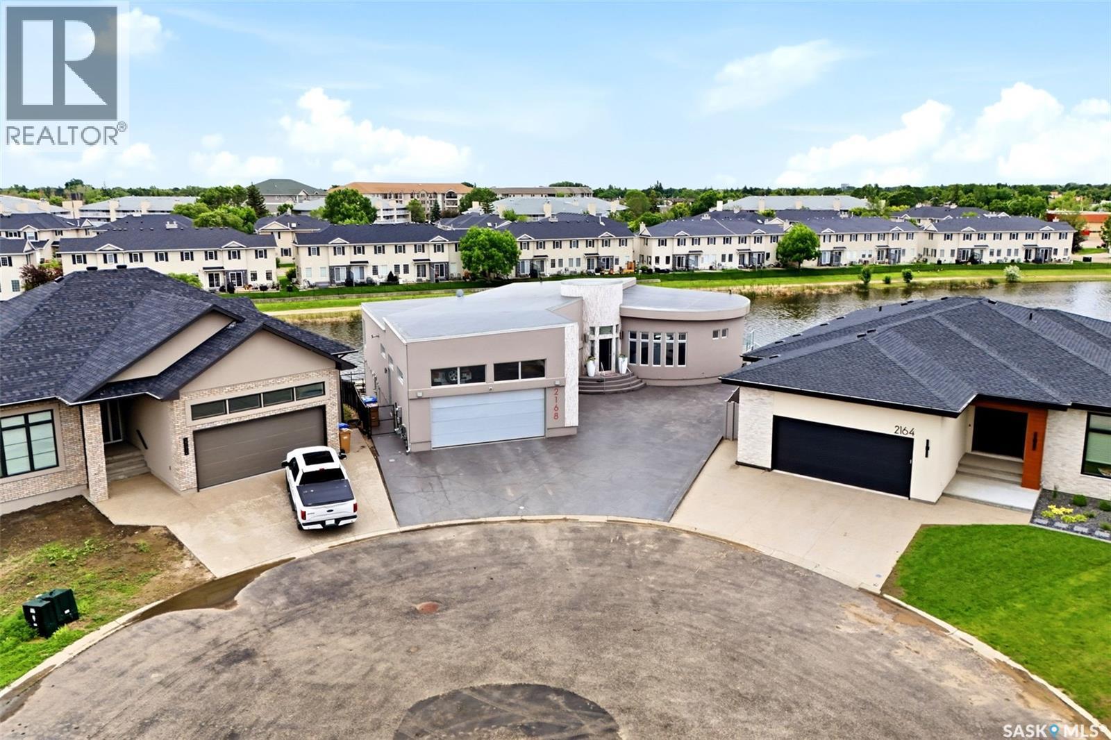 2168 Riverbend Cove, Regina, SK