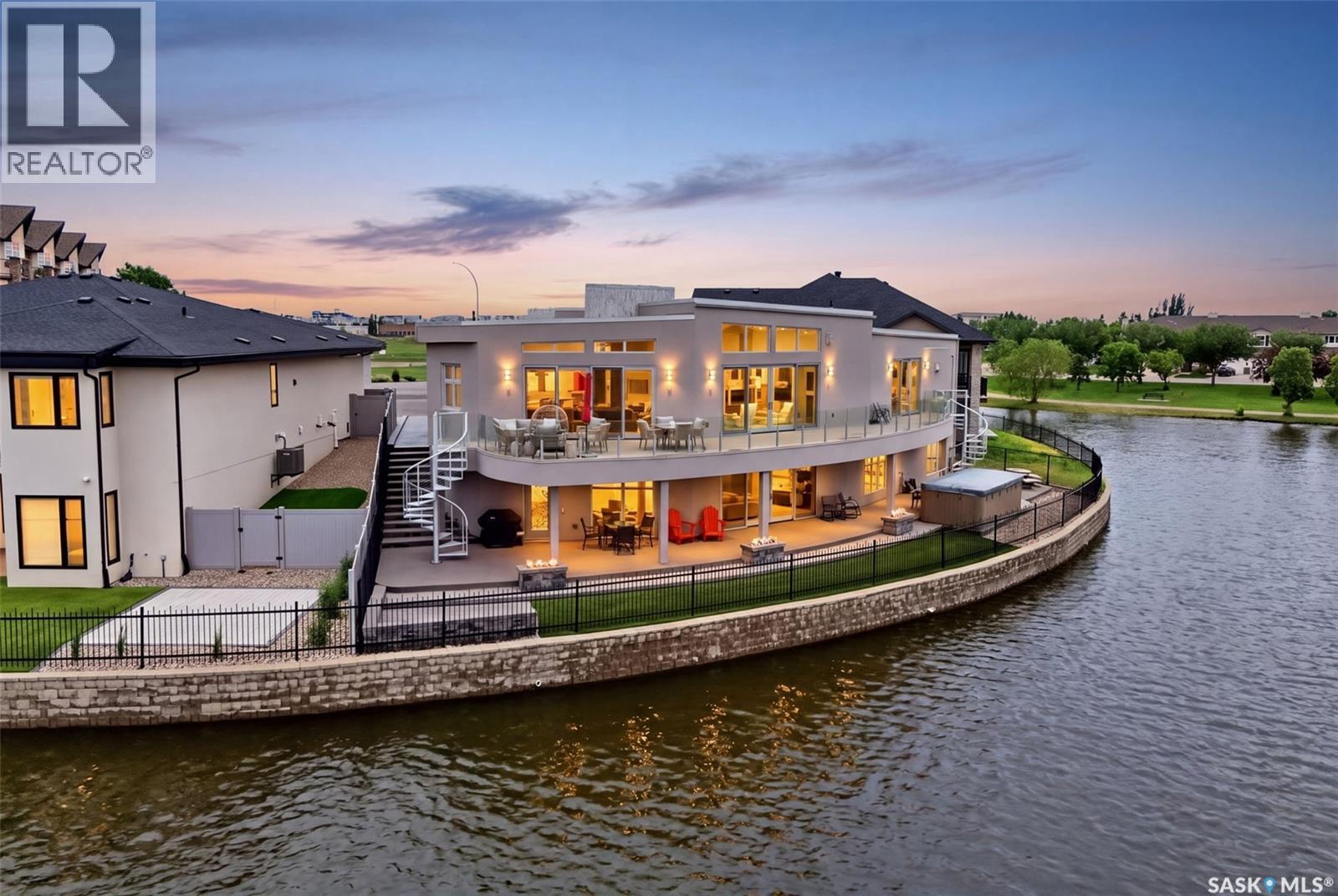 2168 Riverbend Cove, Regina, SK