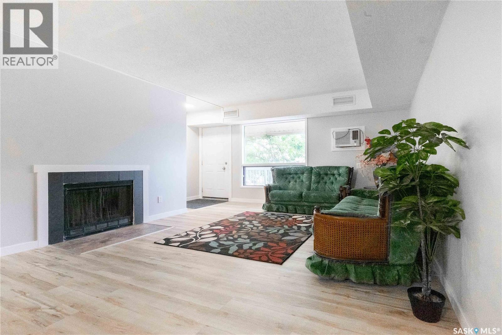 162 160 Gore Place, Regina, SK