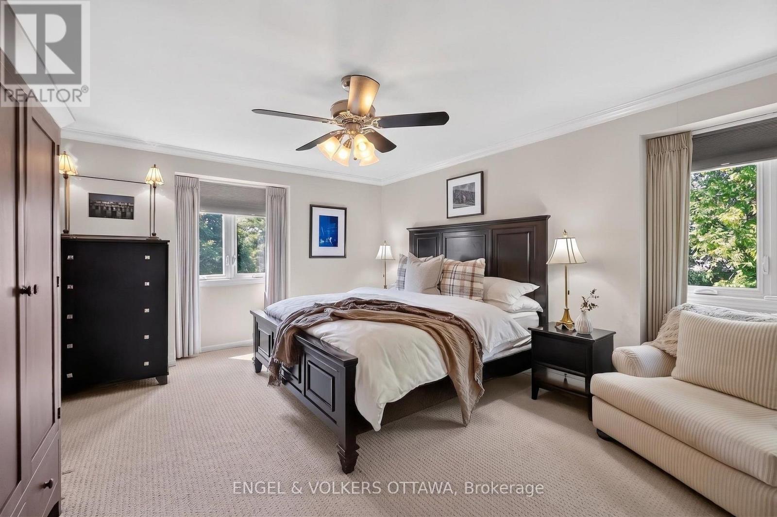 1907 Fairmeadow Crescent, Ottawa, ON