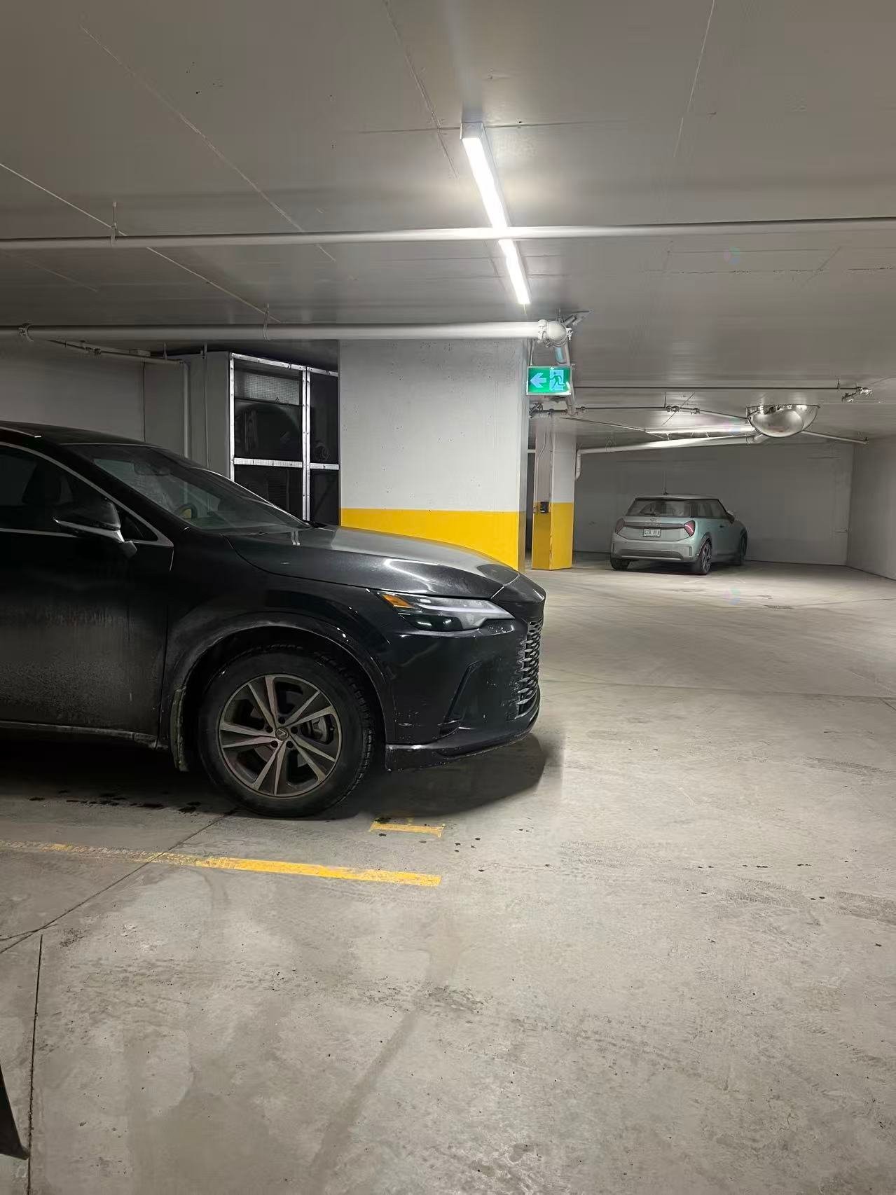 Garage - P4-174-1288 Rue St-Antoine O., Montréal (Ville-Marie), QC