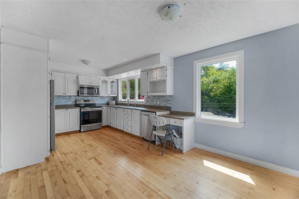 16 Mccutcheons Road, Conception Bay South, NL