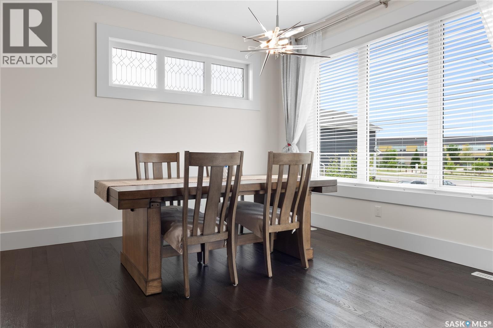 202 Glacial Shores Cove, Saskatoon, SK