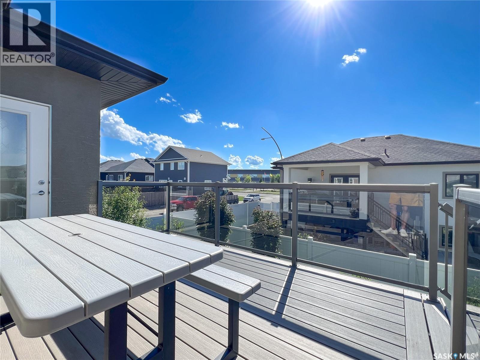 202 Glacial Shores Cove, Saskatoon, SK