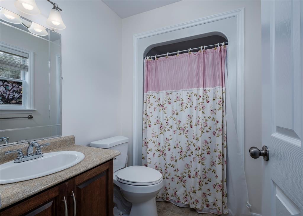 80 Shortall Street, St. John'S, NL - Indoor Photo Showing Bathroom