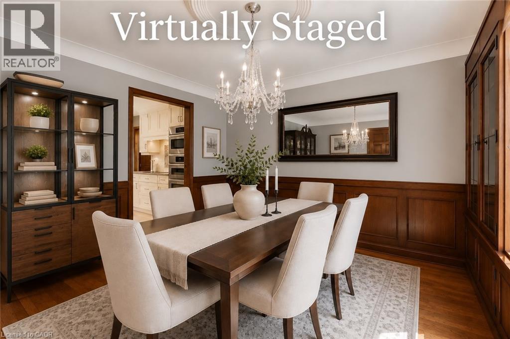 215 Briar Hill Crescent, Ancaster, ON - Indoor Photo Showing Dining Room