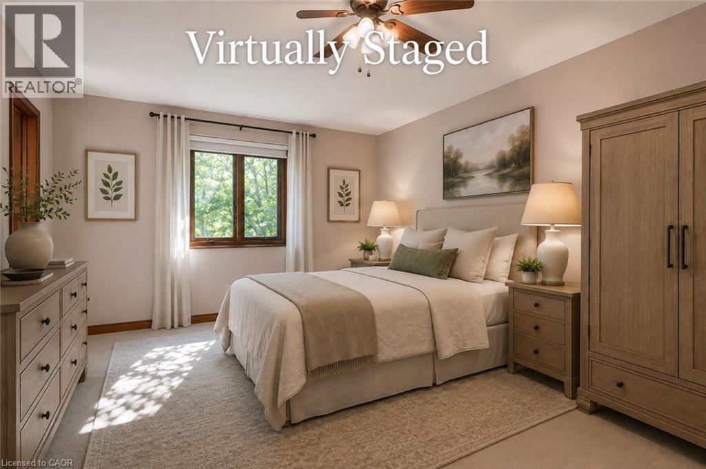 215 Briar Hill Crescent, Ancaster, ON - Indoor Photo Showing Bedroom