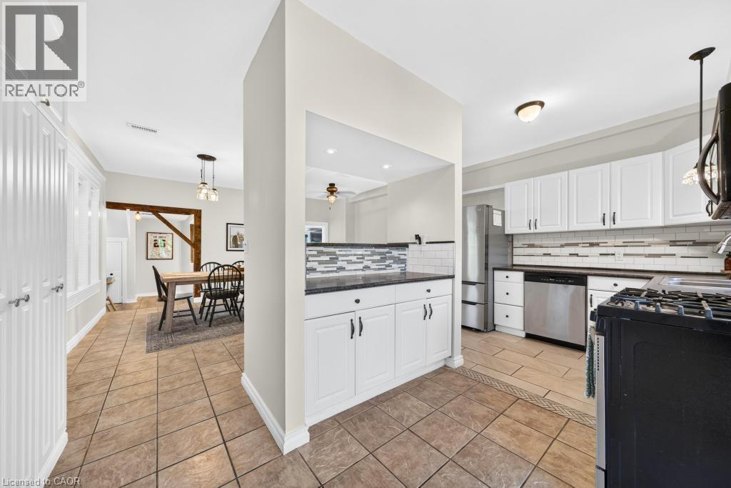 9535 Regional Rd 9, Caistor Centre, ON
