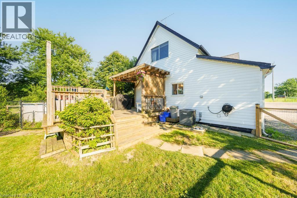 9535 Regional Rd 9, Caistor Centre, ON