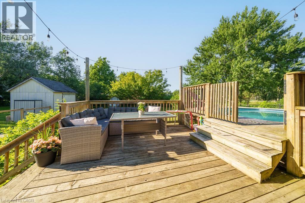9535 Regional Rd 9, Caistor Centre, ON