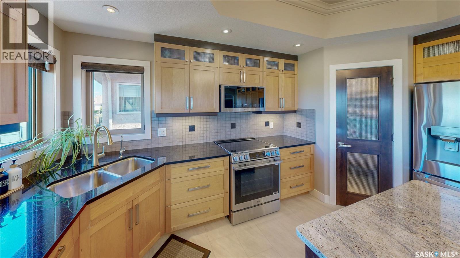 8095 Fairways West Drive, Regina, SK