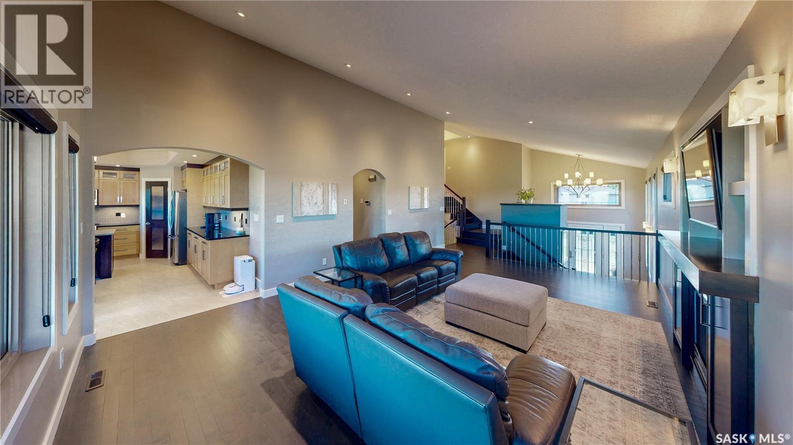 8095 Fairways West Drive, Regina, SK