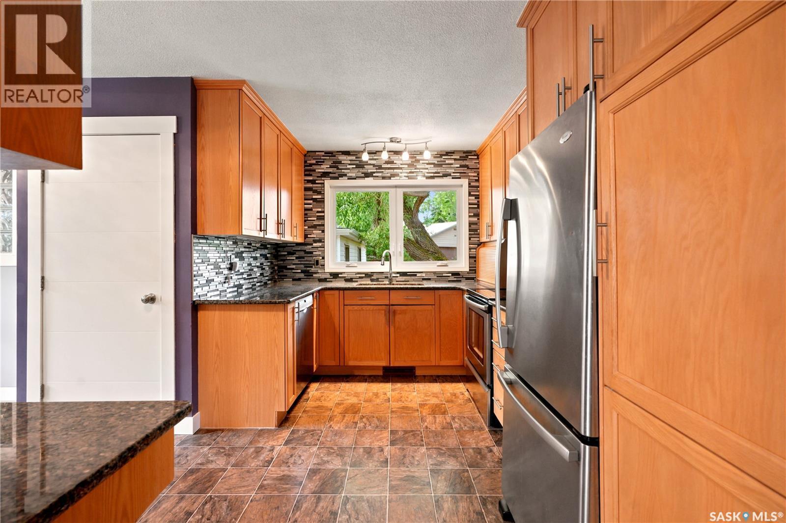 52 Tucker Crescent, Saskatoon, SK