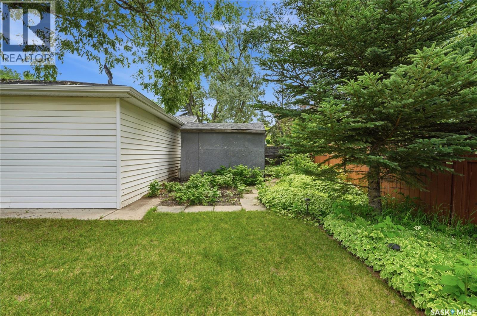 52 Tucker Crescent, Saskatoon, SK
