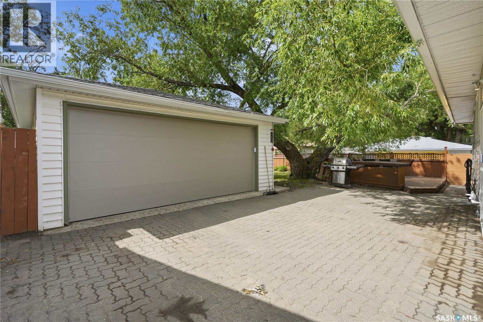 52 Tucker Crescent, Saskatoon, SK