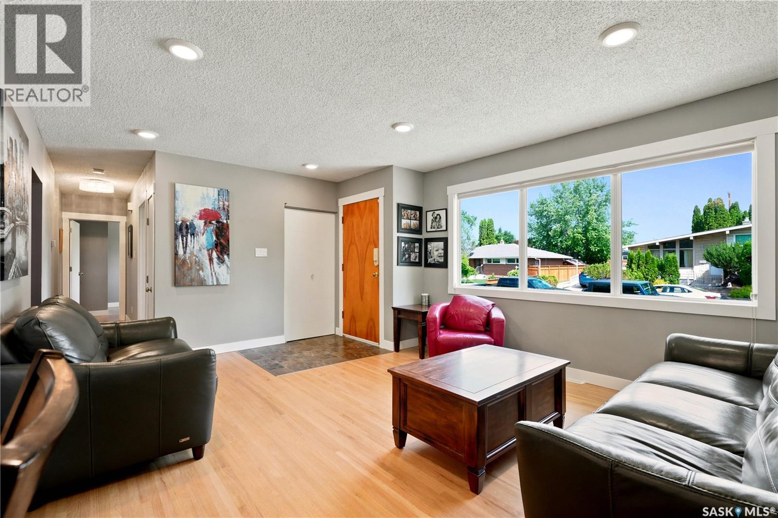 52 Tucker Crescent, Saskatoon, SK