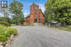 2376 EAST QUARTER LINE Road Delhi, ON N4B 2W4