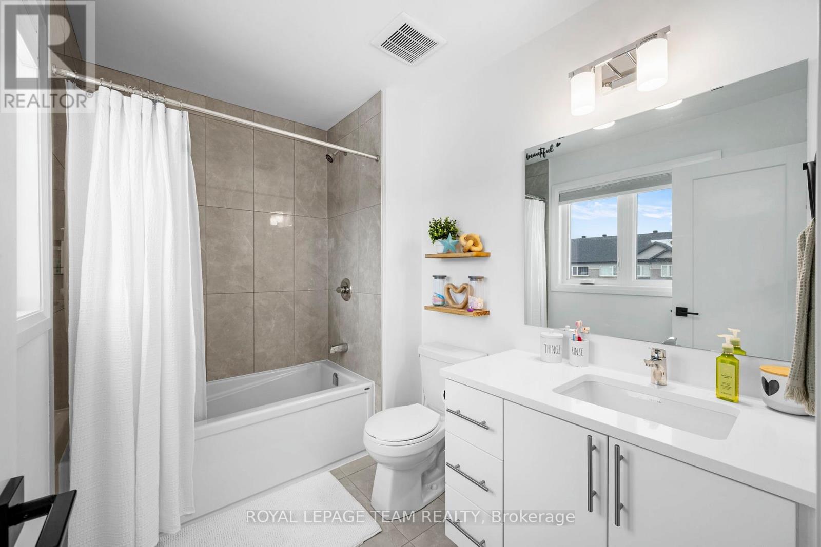 437 Fleet Canuck Private, Ottawa, ON