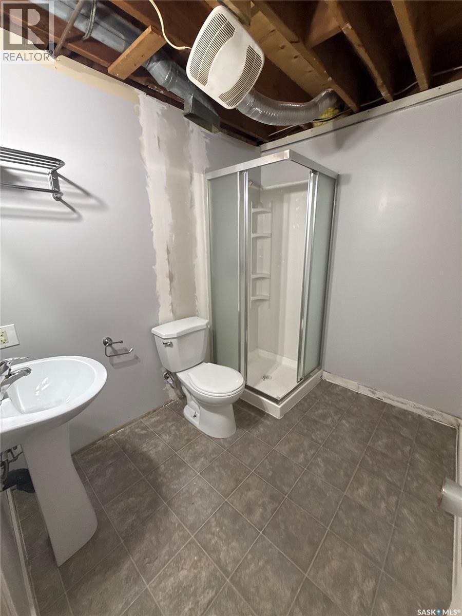 68 Wentworth Crescent, Saskatoon, SK