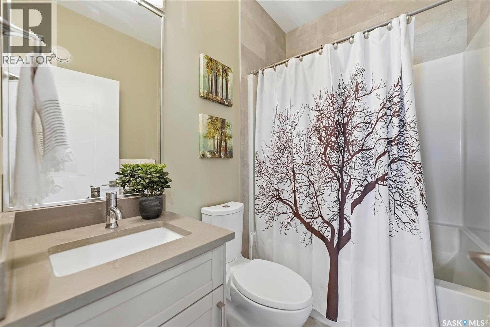 211 Burgess Bay, Saskatoon, SK
