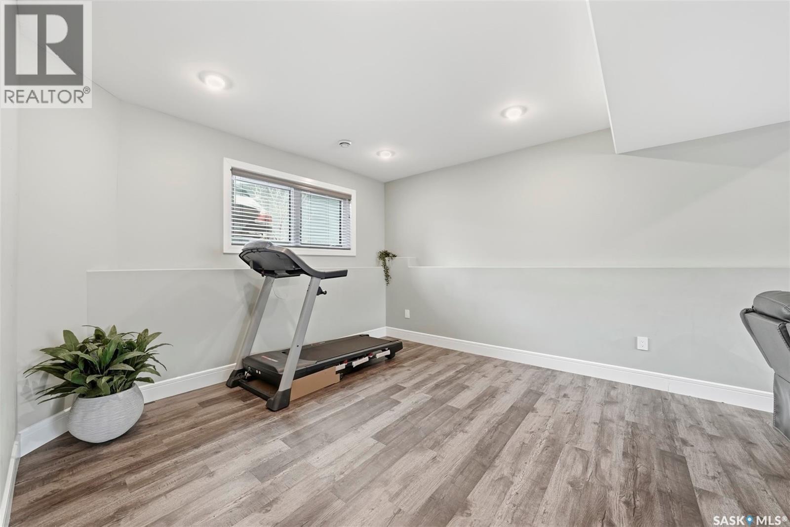 211 Burgess Bay, Saskatoon, SK