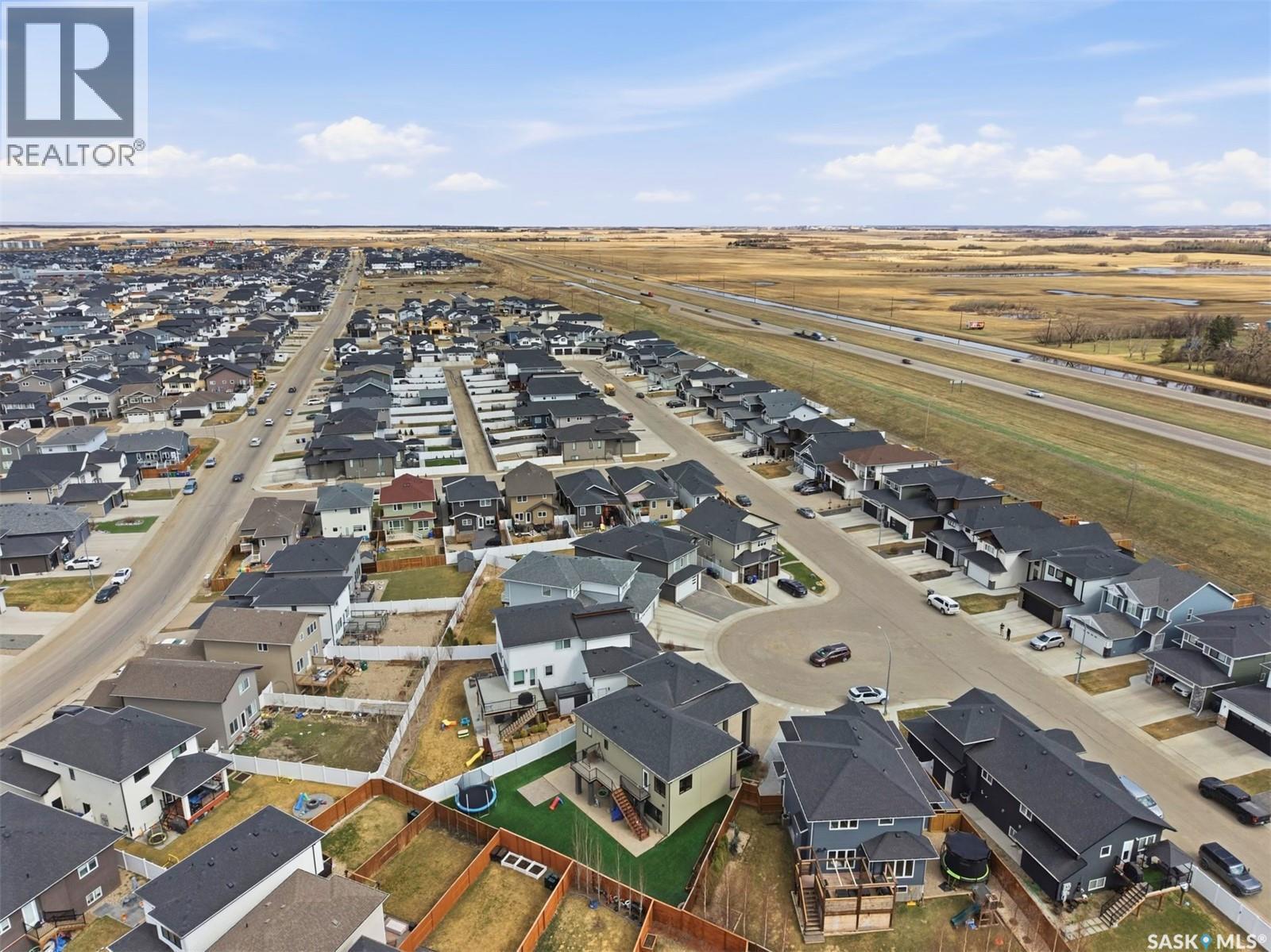 211 Burgess Bay, Saskatoon, SK