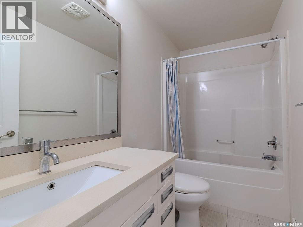 143 135 Ashworth Crescent, Saskatoon, SK