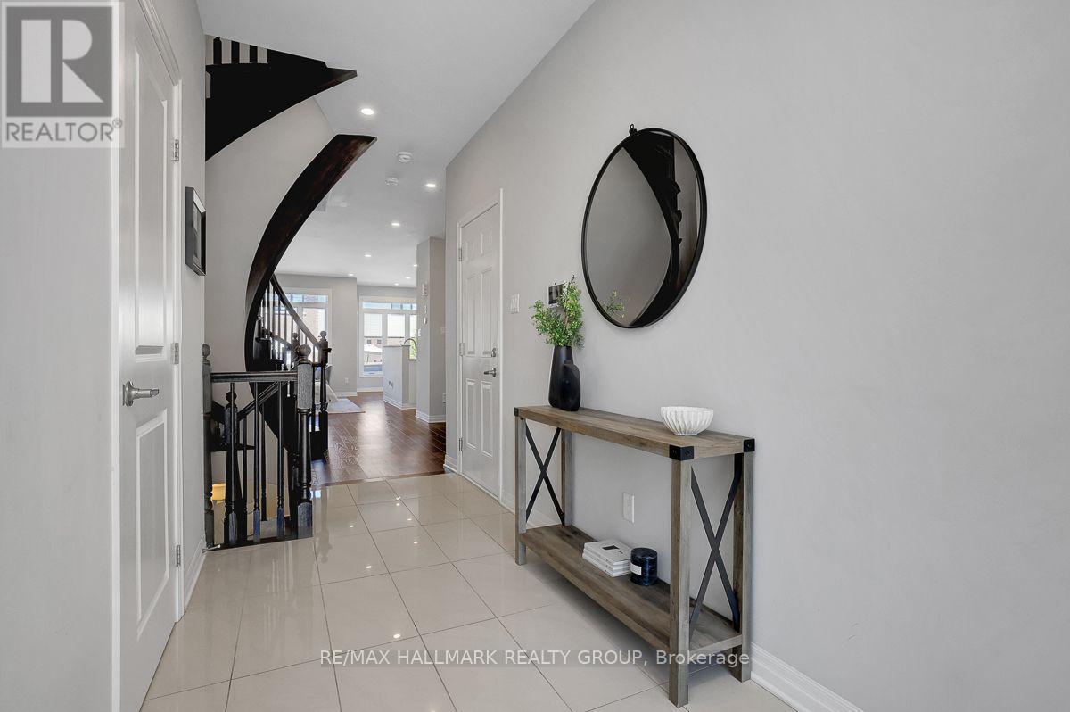 317 Lysander Place, Ottawa, ON