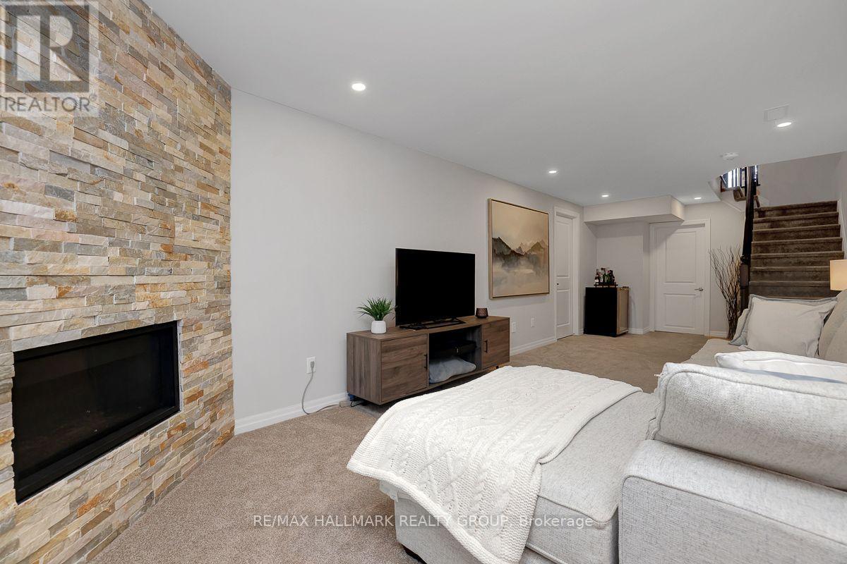 317 Lysander Place, Ottawa, ON
